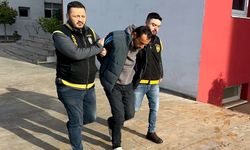 Adana'da iki marketten hırsızlık yapan zanlı kameradan belirlenerek yakalandı