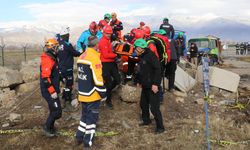 Erzincan'da 1939'daki felaketin 84'üncü yılında deprem tatbikatı