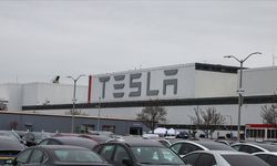 ABD'de Tesla fabrikasında "arızalı" robotun saldırısı sonucu mühendis yaralandı