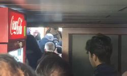 Eminönü-Üsküdar vapurunda yolcular mahsur kaldı