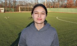 Samsunlu 13 yaşındaki Nehir, geleceğin 33 yıldız kız futbolcu adayı arasına seçildi