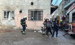 Bursa'da evdeki yangında mahsur kalan 2'si çocuk 4 kişi kurtarıldı