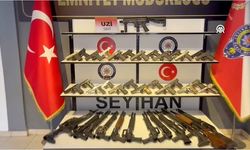 Adana'da ruhsatsız 39 silah ve 1 balistik çelek yelek ele geçirildi