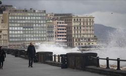 İtalya'nın 8 bölgesinde aşırı hava koşulları nedeniyle "sarı" uyarı verildi