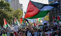 İsrail'e açılan soykırım davasında, Güney Afrika'ya destek için 300 binden fazla imza toplandı