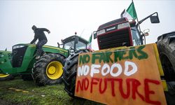 İtalya'da çiftçilerin, AB'nin tarım politikalarına yönelik protestoları sürüyor