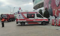 Üsküdar'da rezidansın otoparkındaki araçta çıkan yangın söndürüldü