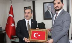 Türkiye Kamu-Sen Genel Başkanı Kahveci: Sağlık çalışanlarına şiddet uygulamak hiçbir şeyin sebebinin gerekçesi olamaz