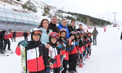 "Kış sporları şehri"nde devlet desteğiyle kayak bilmeyen öğrenci kalmayacak