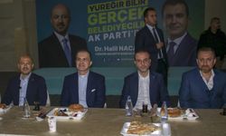 AK Parti Sözcüsü Ömer Çelik, Adana'da sahur programına katıldı