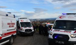 Samsun'da öğrenci servisi devrildi: 20 yaralı