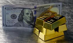 Altının ons fiyatı, Fed'in bu yıl için 3 faiz indirimi öngörüsünü korumasıyla rekor yeniledi