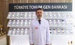 Bakan Yumaklı, Türkiye Tohum Gen Bankası'nda incelemelerde bulundu