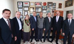 İçişleri Bakanı Yerlikaya, Konya'da şehit ailelerini ziyaret etti