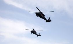 Jandarma Çelik Kanatlar, Rize'de gösteri uçuşu yaptı