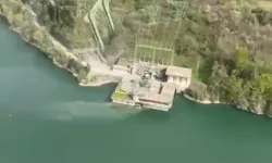 İtalya'da hidroelektrik santralindeki patlamada kaybolan işçileri arama çalışmaları sürüyor