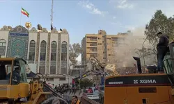 İran, konsolosluk saldırısı sonrası İsrail'e karşı muhtemel misillemeyi "meşru müdafaa" olarak görüyor