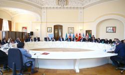 Azerbaycan’da Türk Dünyası Ortak Alfabe konusu tekrar masaya yatırıldı