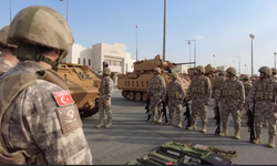Mehmetçik, modern silahlarla Katar’daki görevine devam ediyor