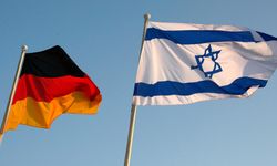 Alman hükümeti, İsrail'e silah sevkiyatını durdurma konusunu istişare ediyor