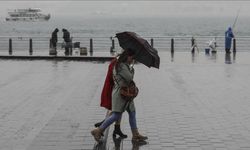 AKOM'dan İstanbul için sağanak ve fırtına uyarısı