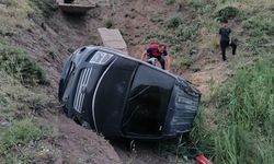 Ağrı'da hafif ticari aracın şarampole devridiği kazada 4 kişi yaralandı