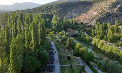 Çorum'da İncesu Kanyonu, bayram tatilinde ziyaretçilerin uğrak noktası oldu