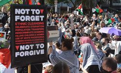 Avustralya'da Melbourne Üniversitesinde Filistin'e destek gösterilerine katılan öğrenciler okuldan atılabilir