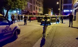Eskişehir'de uyuşturucu operasyonunda yakalanan şüpheli, polisi silahla yaraladı