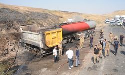 Şırnak'ta tır ile kamyonun çarpışması sonucu 1 kişi öldü, 1 kişi yaralandı
