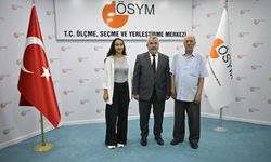 ÖSYM Başkanı Ersoy, YKS'nin en genç ve en yaşlı adaylarını ağırladı