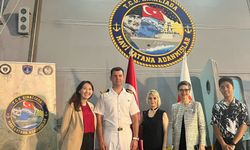 Uygur milletvekilinden Türk donanmasına ziyaret