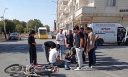 Mardin'de minibüs ve motosiklet çarpıştı 1 kişi yaralandı