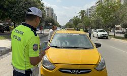 Adana'da trafikte kural ihlali yapan sürücüler dronla belirlendi