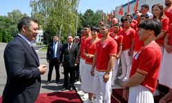 Kırgızistan Cumhurbaşkanı Caparov'dan Olimpiyat sporcularına tebrik