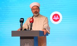 Diyanet İşleri Başkanı Erbaş, "Uluslararası Mevlid-i Nebi Sempozyumu"na katıldı