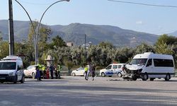 Osmaniye'de otomobille okul servisi çarpıştı: 8 öğrenci yaralı