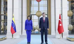 Cumhurbaşkanı Yardımcısı Yılmaz, Venezuela Cumhurbaşkanı Başyardımcısı Rodriguez ile görüştü