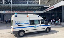 Konya'da yardım çağrısına giden polis, bıçakla yaralandı