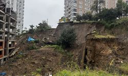 Rize'de toprak kayması sonucu çocuk parkı ve istinat duvarı zarar gördü