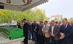 Erzurum'da 4. kattan düşen genç hayatını kaybetti