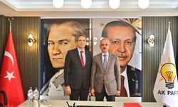 Bakan Uraloğlu, Aydın'da AK Parti İl Başkanlığını ziyaret etti