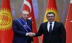 Cumhurbaşkanı Erdoğan'a Kırgızistan'da Manas Nişanı takdim edildi