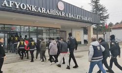 Afyonkarahisar merkezli dolandırıcılık operasyonunda 8 şüpheli tutuklandı