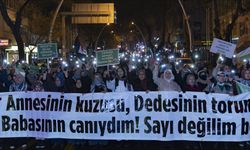 Ankara'da, İsrail'in Gazze'ye yönelik saldırılarını protesto için yürüyüş yapıldı