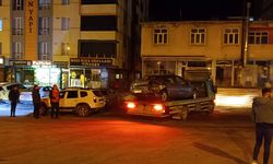 Bitlis'te üç aracın karıştığı trafik kazasında 4 kişi yaralandı