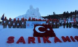 Sarıkamış Şehitleri İçin "Kardan Heykeller Sergisi" Açıldı