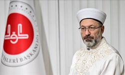 Diyanet İşleri Başkanı Erbaş'tan üç aylar ve Regaip Kandili mesajı