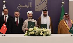 Diyanet İşleri Başkanı Erbaş, 2025 yılı hac protokolünü imzaladı