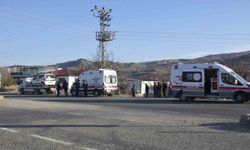 Adıyaman’da 16 yaşındaki çocuğun kullandığı araç trafoya çarptı: 3 yaralı